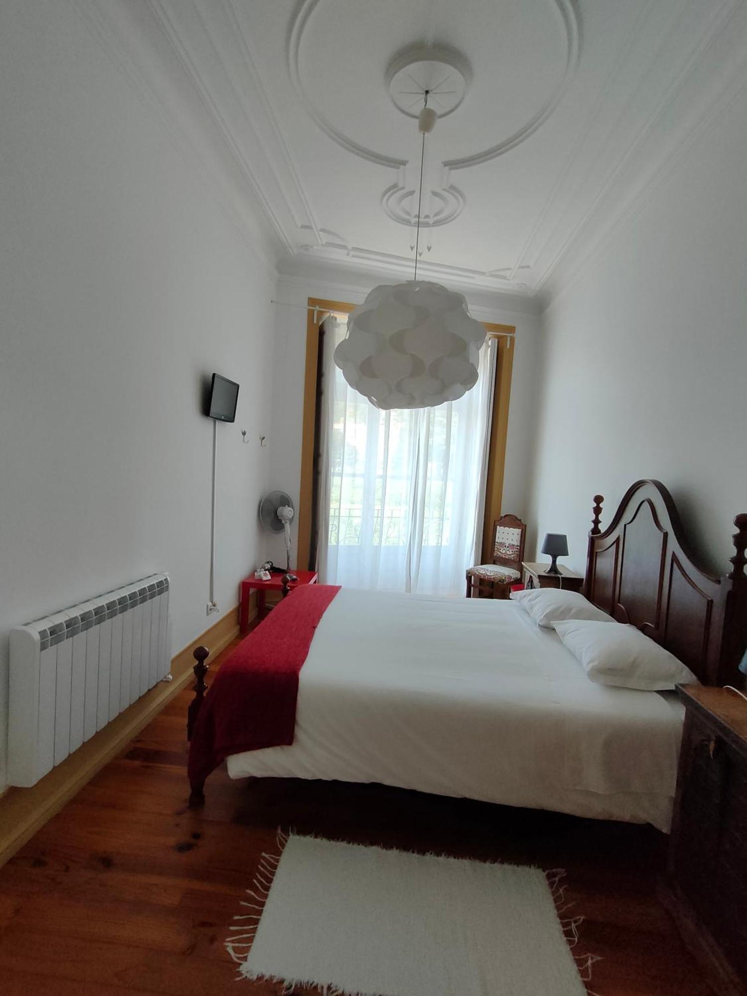 A Vianesa - Guest House เวียนา โด กัสเตโล ภายนอก รูปภาพ
