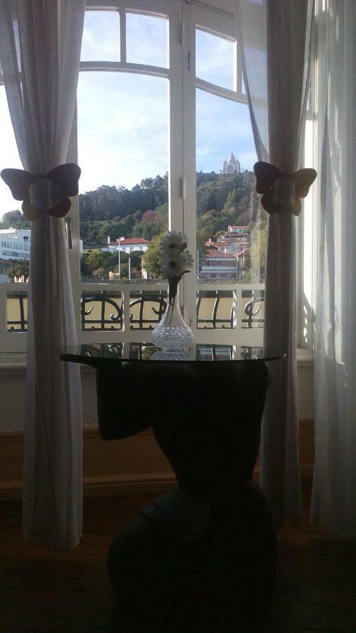 A Vianesa - Guest House เวียนา โด กัสเตโล ภายนอก รูปภาพ